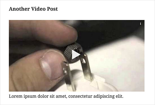 Un vídeo de carga lenta con miniatura y botón de reproducción