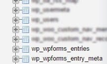 Las tablas wp_wpforms_entries y wp_wpforms_entry_meta aparecen en la lista de phpMyAdmin